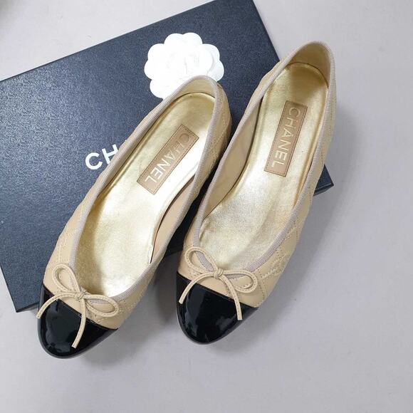 Chanel Lambskin Patent Double Stitched CC Cap Toe Ballerina Flats Sz.39.5 - Picture 4 of 7
